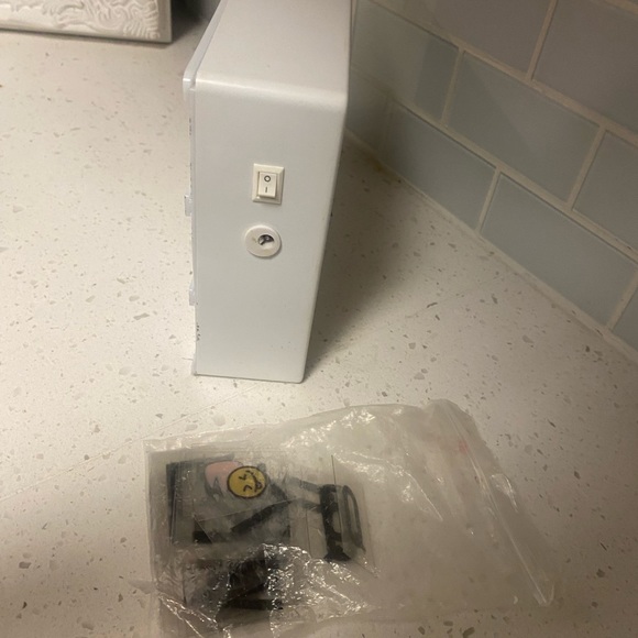 Light up neon sign with complete letter set - Picture 3 of 5